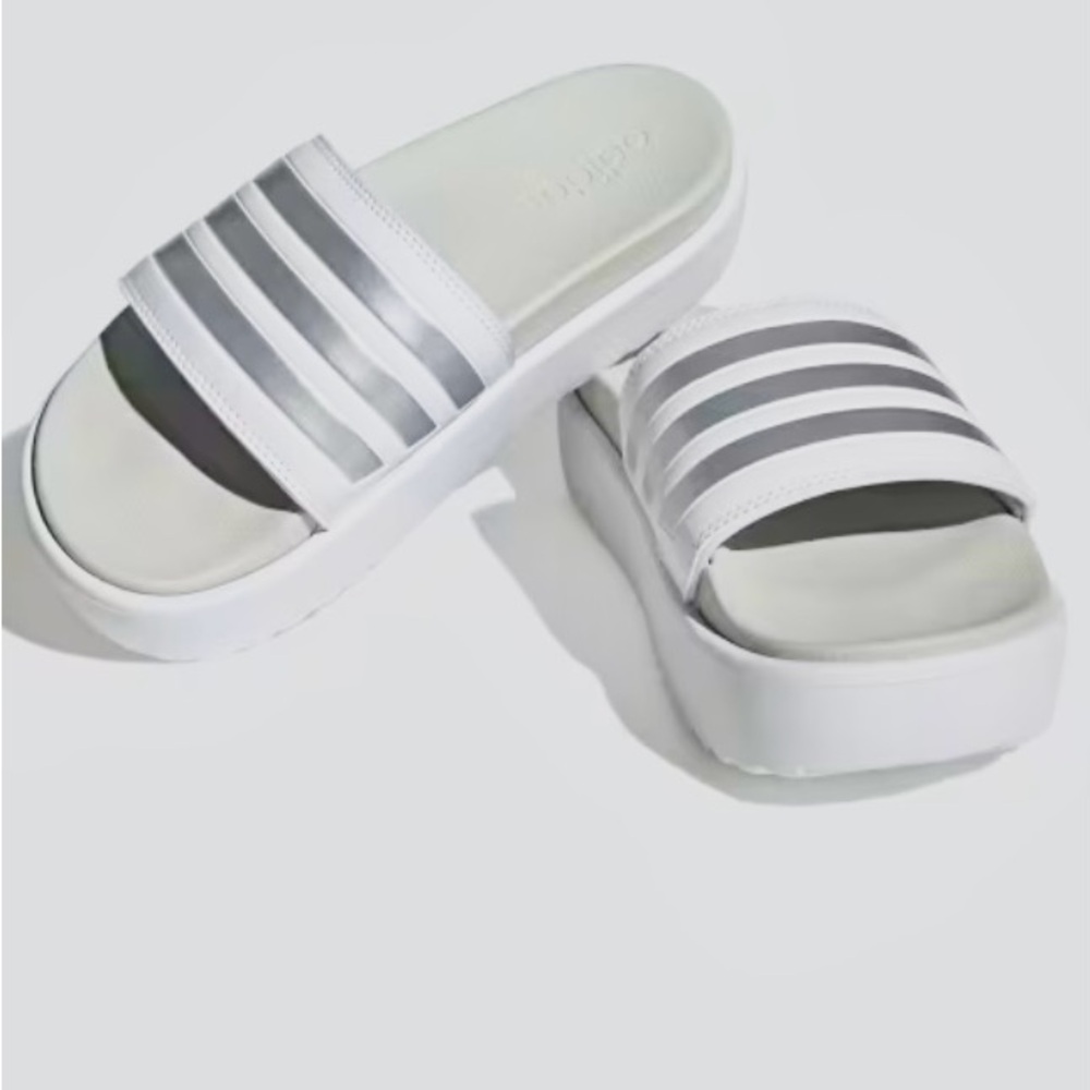 +*SOLD*+
Adilette” Platform Slides Sandals Slip Ons NIB size EU 43 US, Men 10